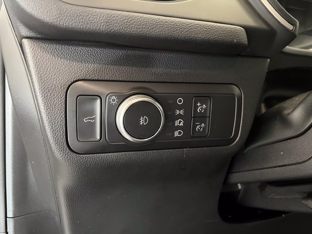 Used 2022 Ford Escape SEL AWD/4WD image 12