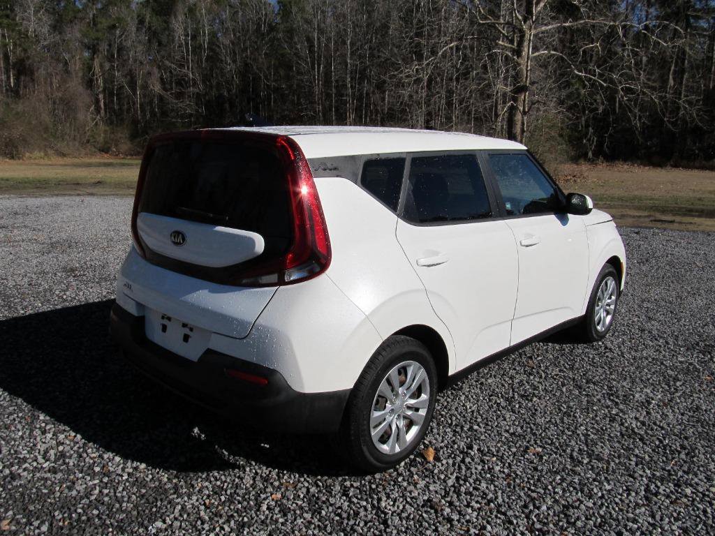 Used 2020 Kia Soul LX image 6