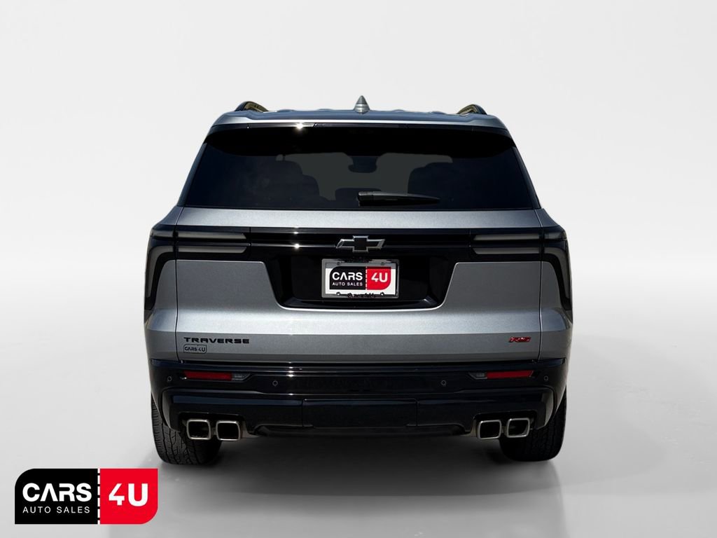 Used 2025 Chevrolet Traverse RS w/ LPO, Floor Liner Package FWD image 6