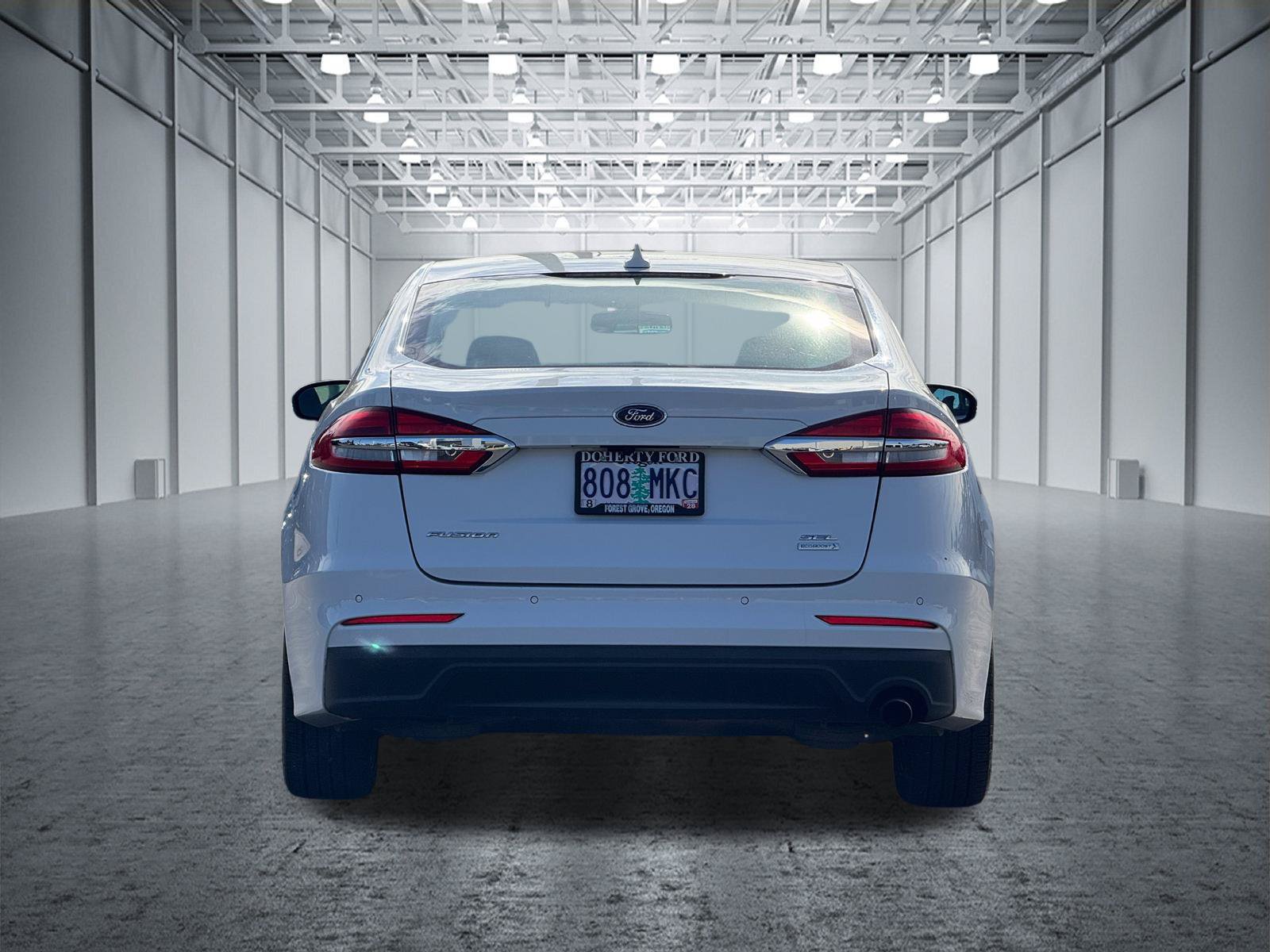 Used 2019 Ford Fusion SEL FWD image 10