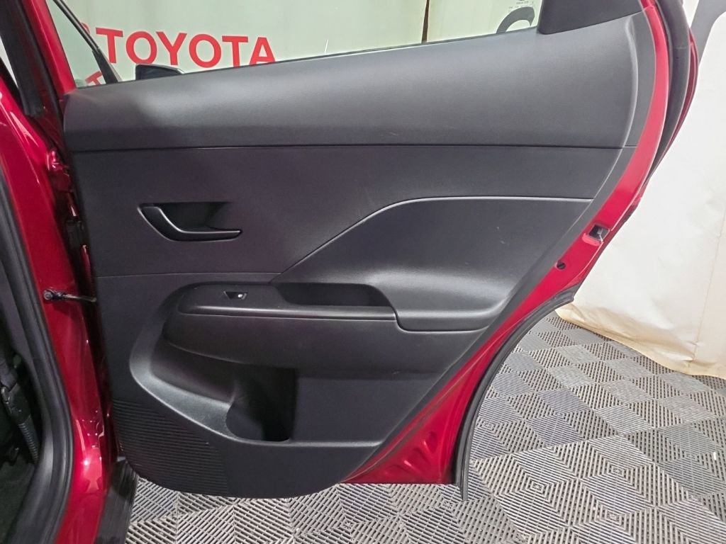 Used 2024 Hyundai Kona SEL FWD image 14