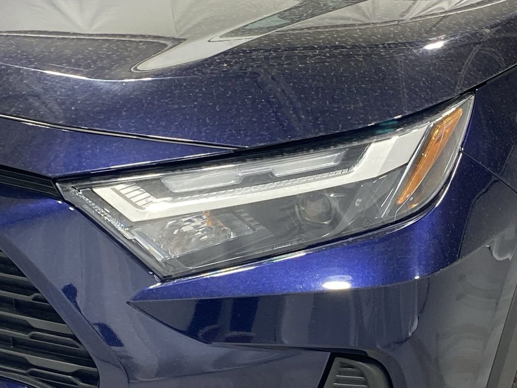 Used 2024 Toyota RAV4 XLE image 28