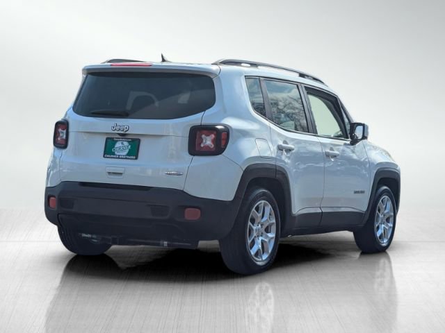 Used 2018 Jeep Renegade Latitude image 4