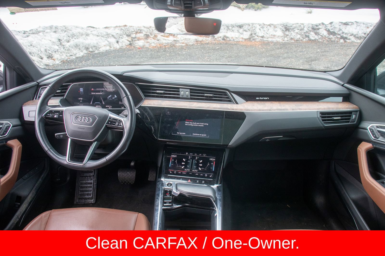 Used 2022 Audi e-tron Premium Plus w/ Premium Plus Package image 16