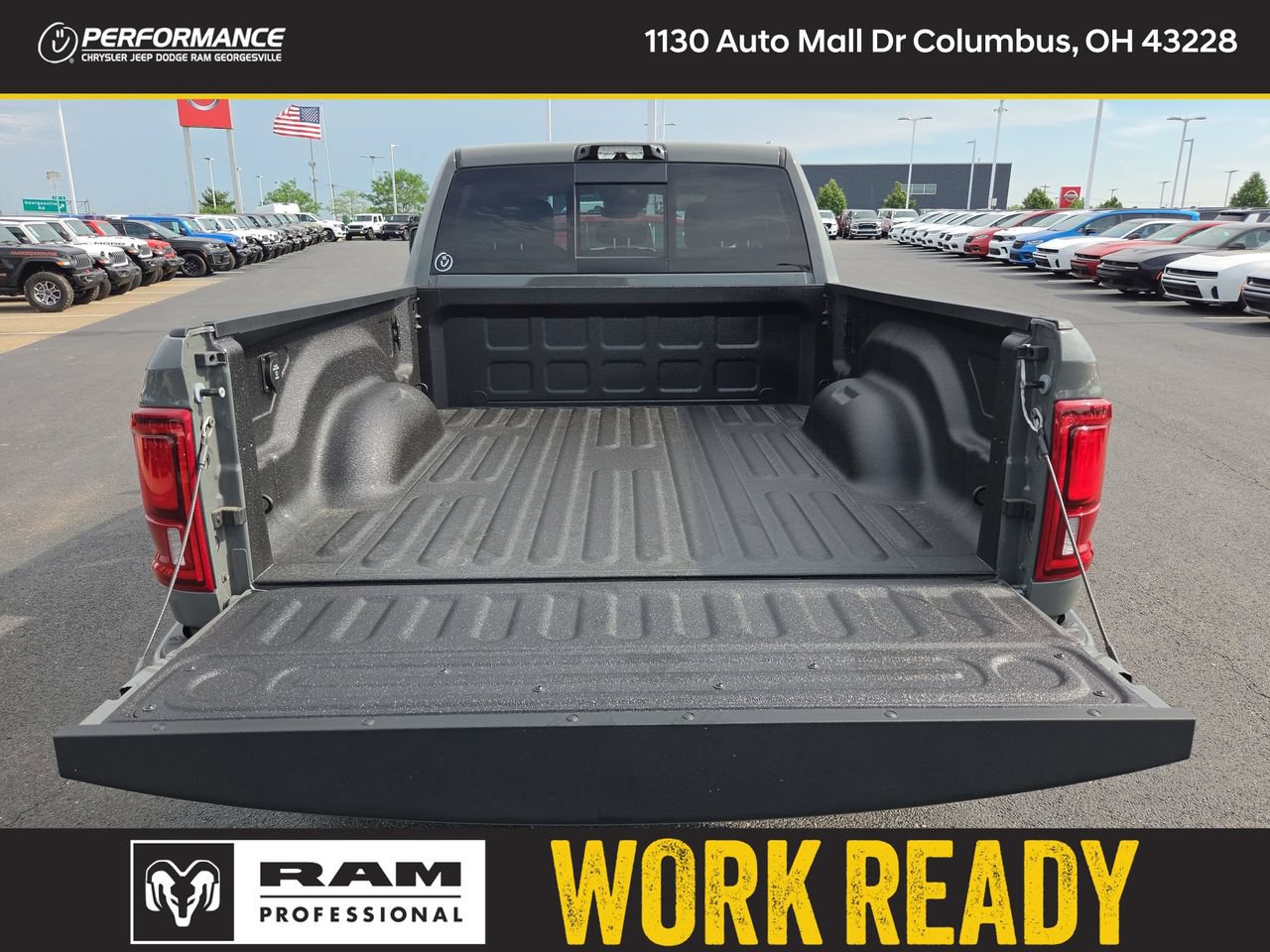 New 2026 RAM 2500 Big Horn AWD/4WD image 7