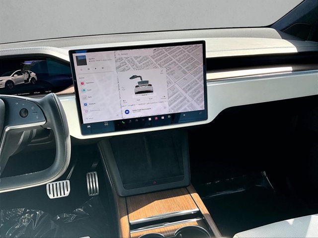 Used 2023 Tesla Model X AWD/4WD image 8