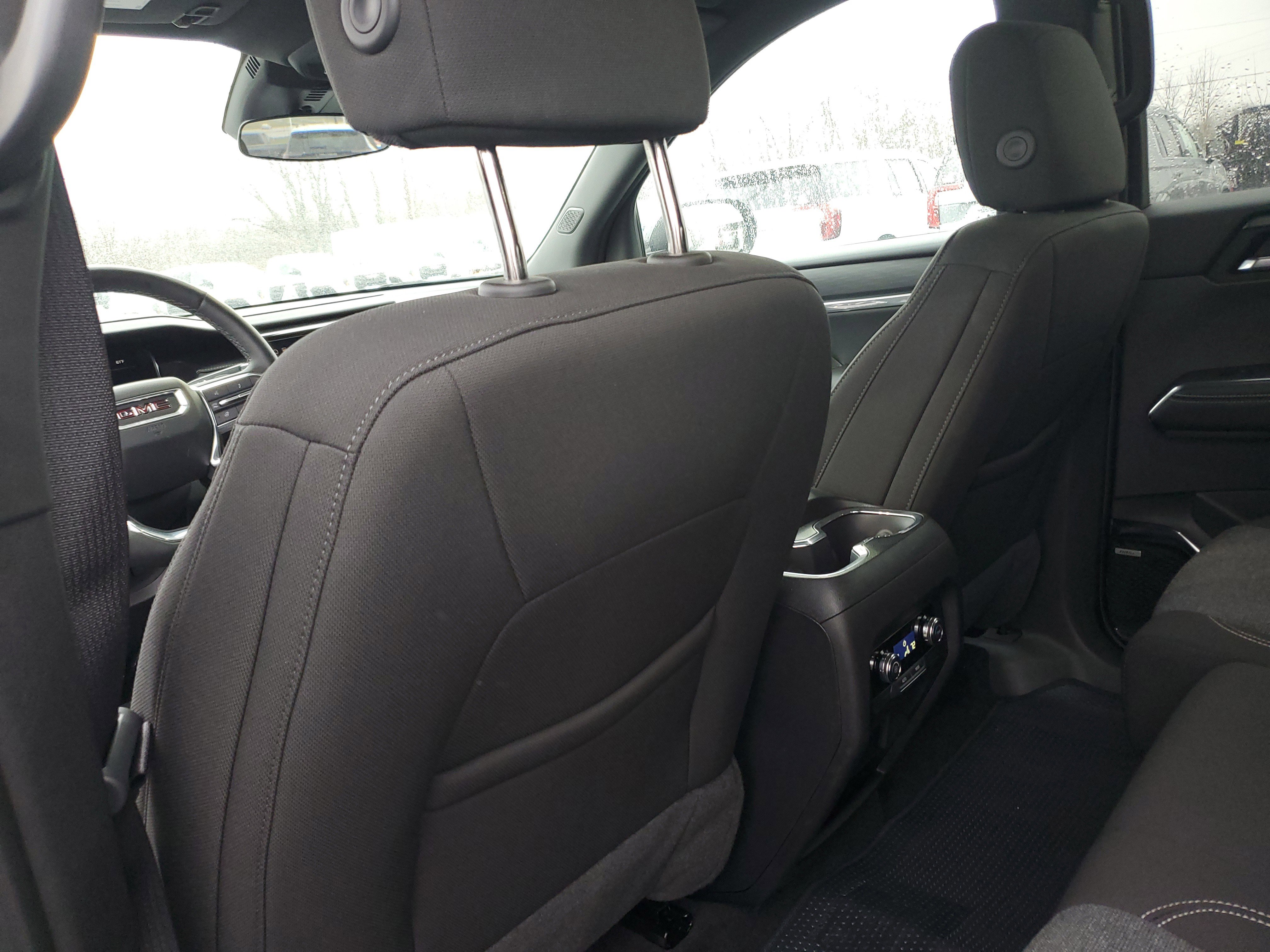 New 2025 GMC Acadia Elevation image 29