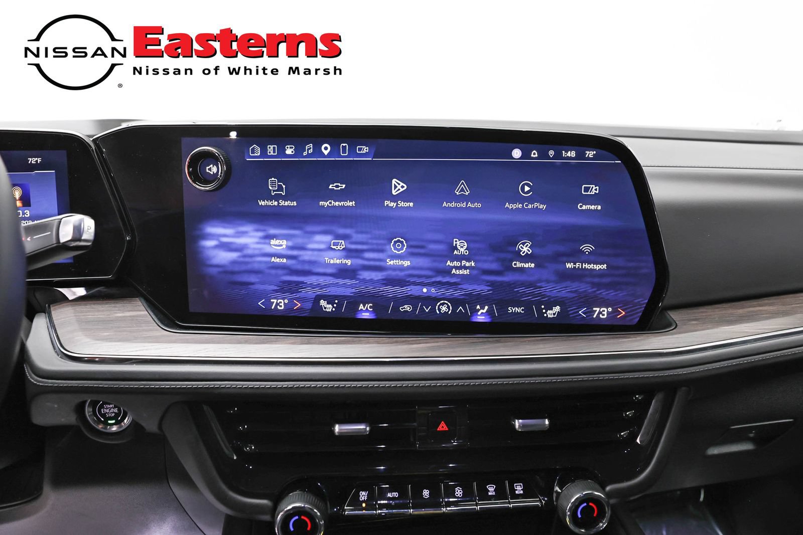 Used 2025 Chevrolet Suburban Z71 AWD/4WD image 12