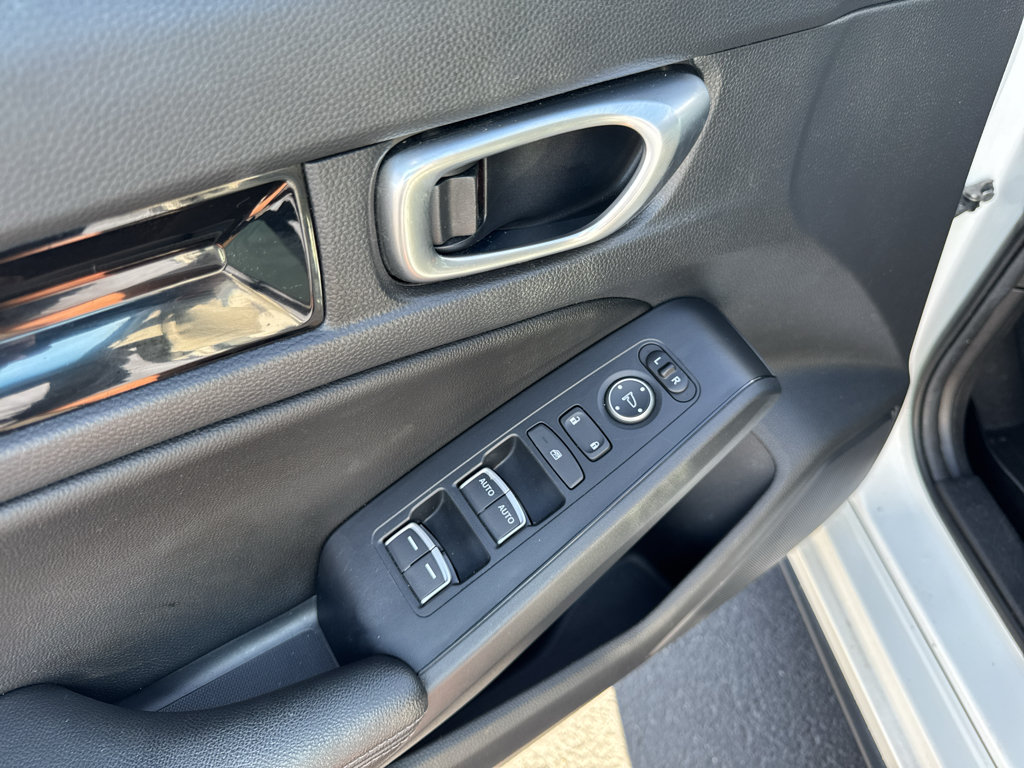 Used 2023 Honda Civic EX-L image 11
