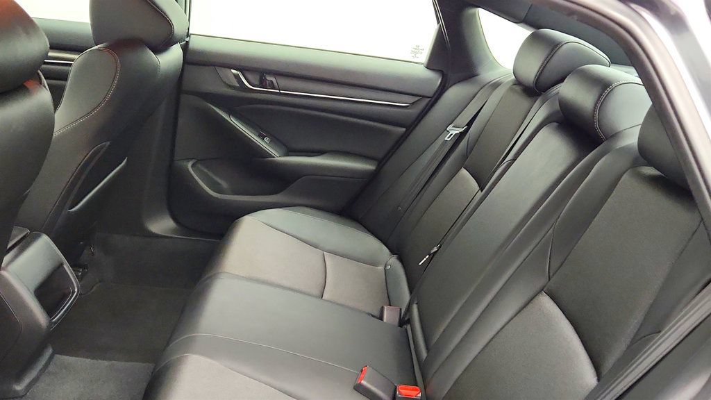 Used 2020 Honda Accord Sport image 19