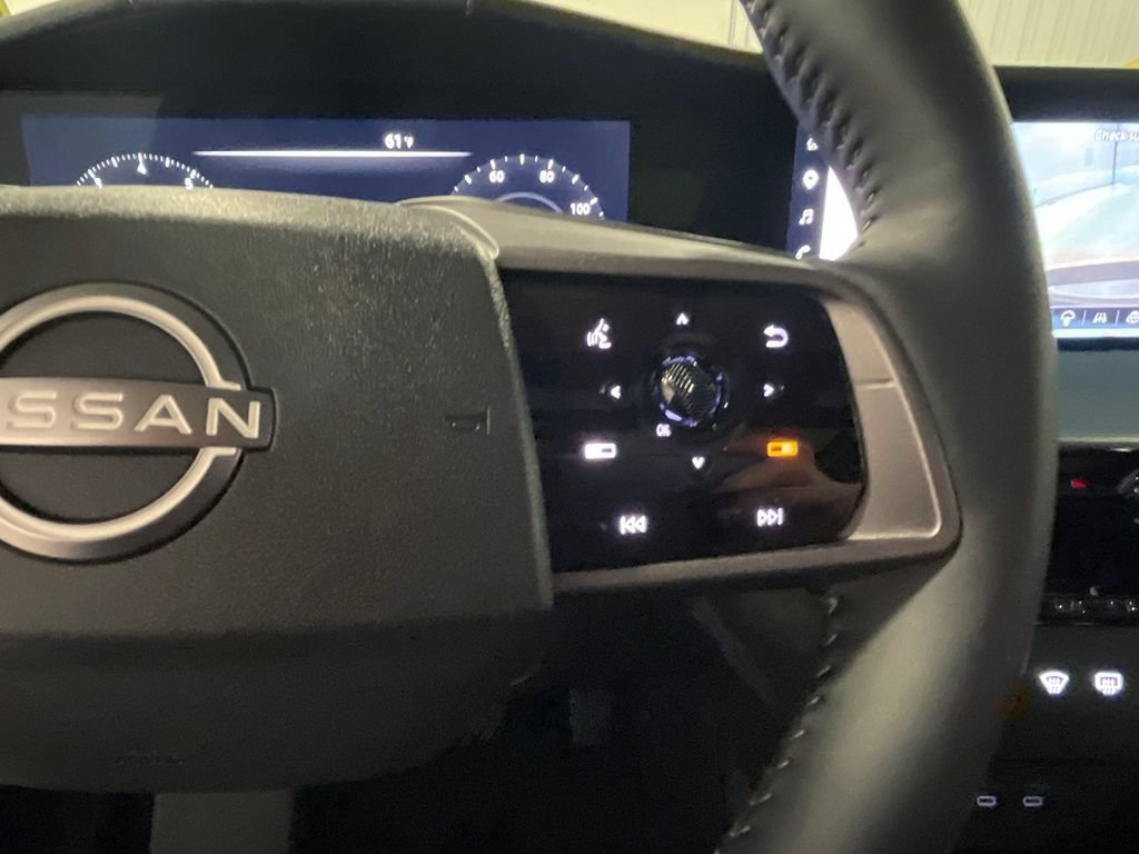 Used 2025 Nissan Murano SL AWD/4WD image 37
