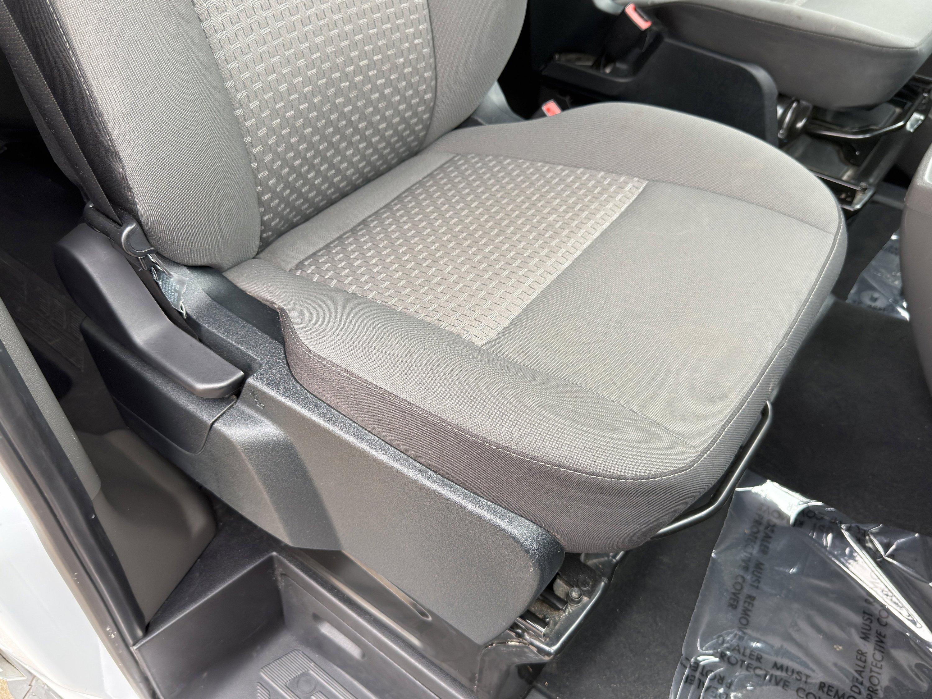 Used 2023 Ford Transit 350 XLT image 35