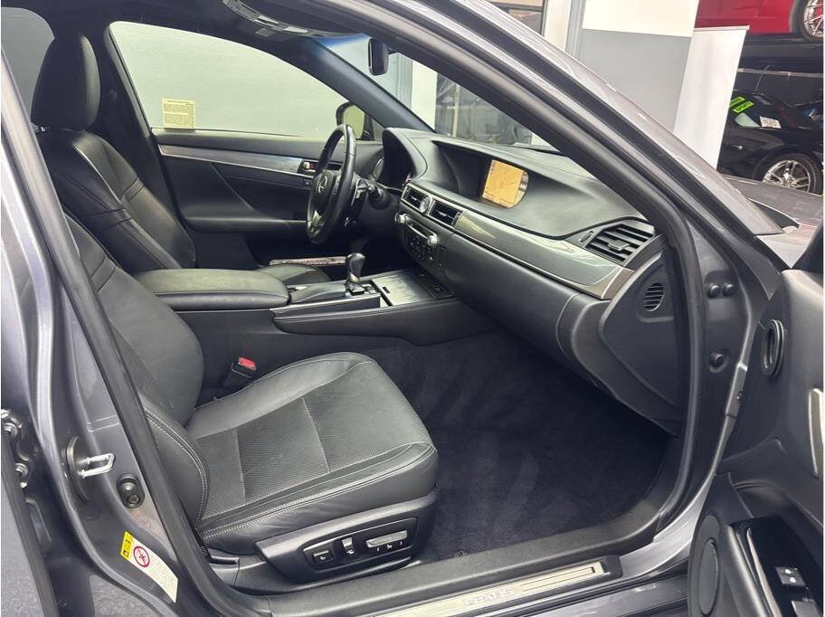 Used 2013 Lexus GS 350 w/ F Sport Pkg RWD image 23