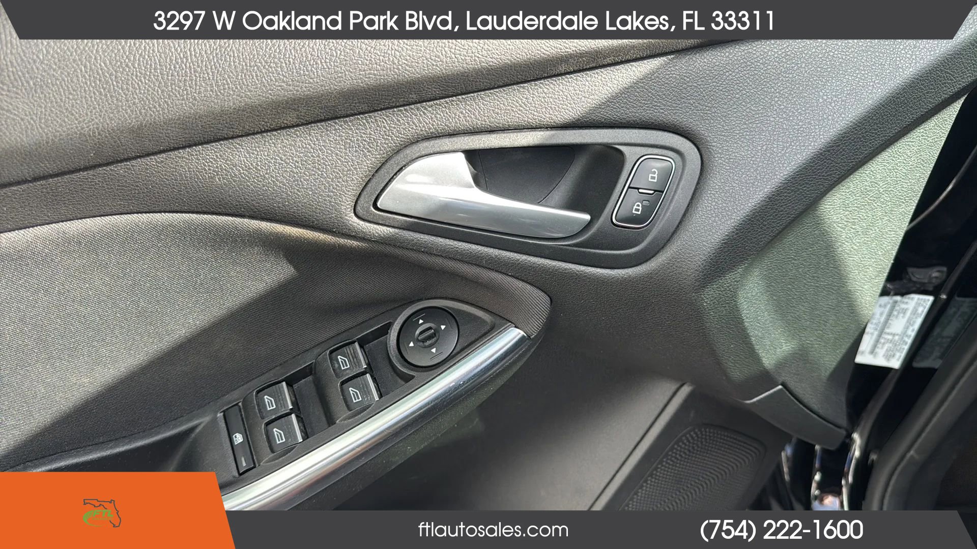 Used 2018 Ford Focus ST image 23