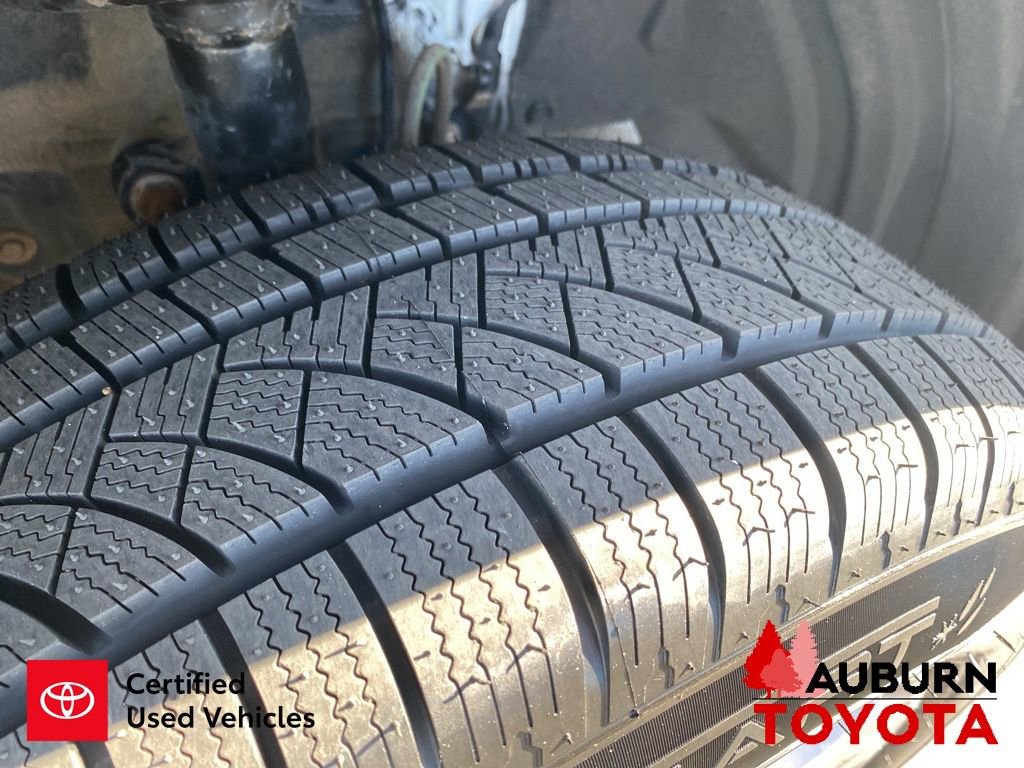 Certified 2024 Toyota RAV4 LE AWD/4WD image 11