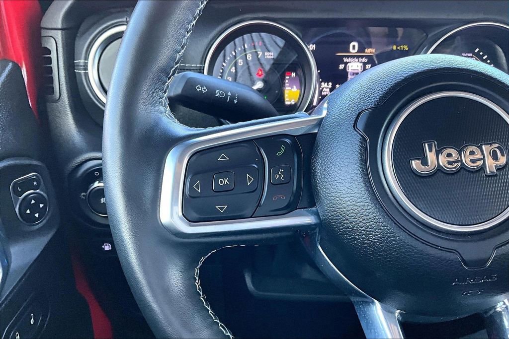 Used 2023 Jeep Wrangler Unlimited Sahara w/ Cold Weather Group image 11