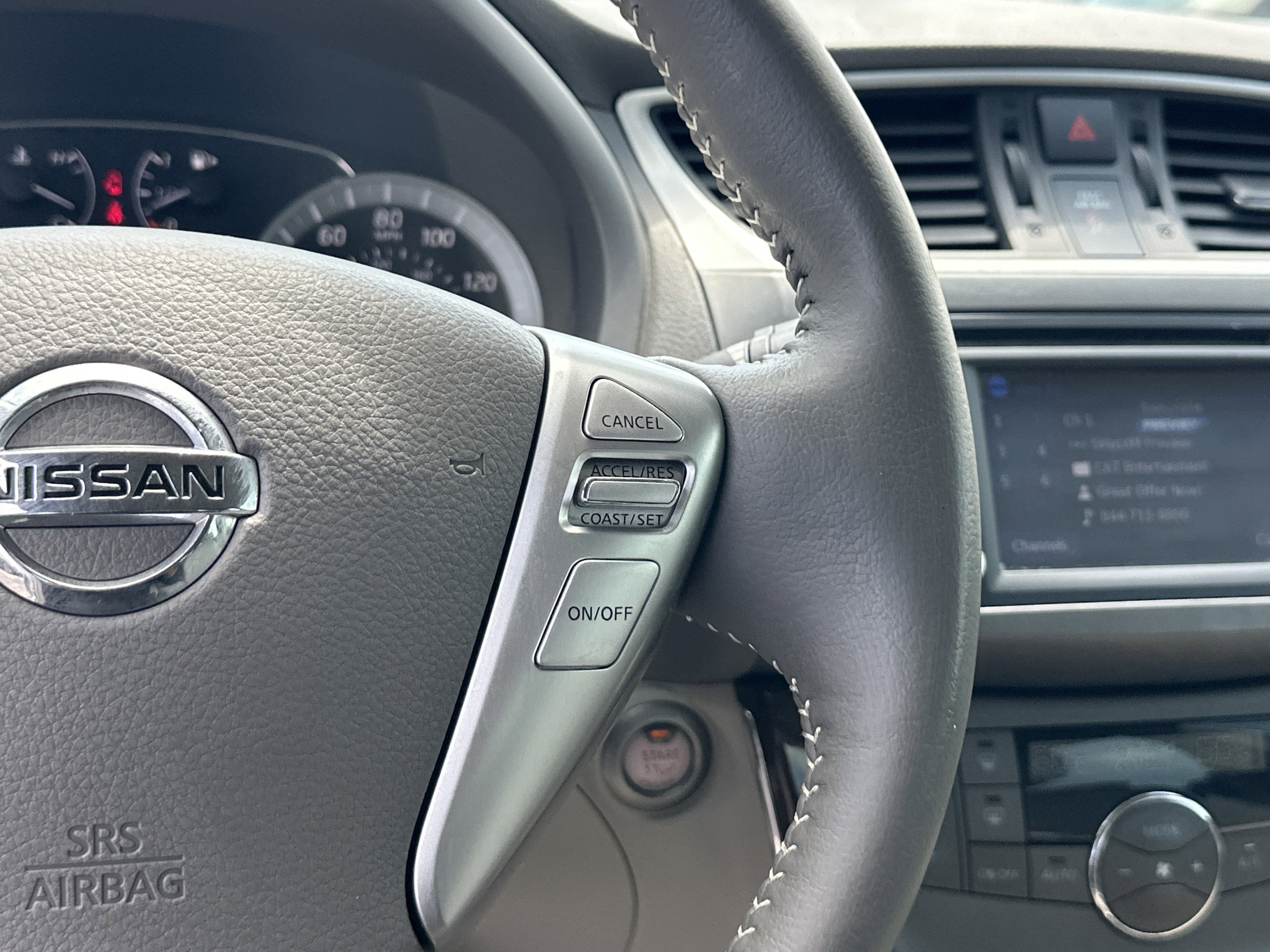 Used 2013 Nissan Sentra SL w/ Leather Pkg FWD image 26