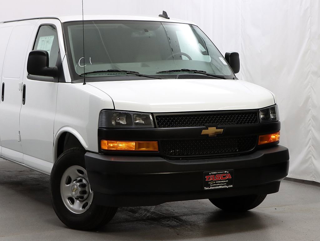 New 2025 Chevrolet Express 3500 Extended w/ Driver Convenience Package RWD image 3