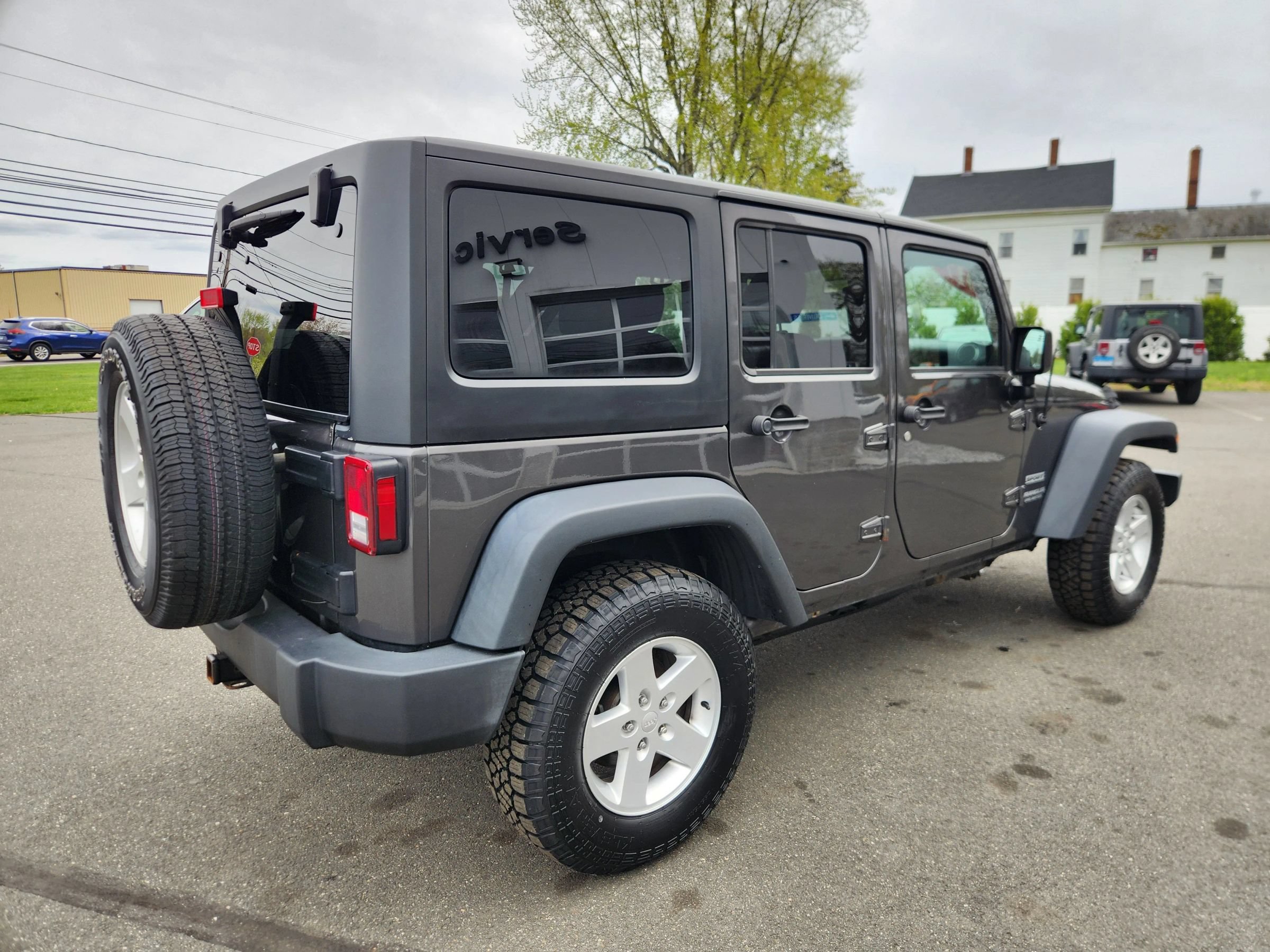 Used 2017 Jeep Wrangler Unlimited Sport w/ Quick Order Package 24S AWD/4WD image 9