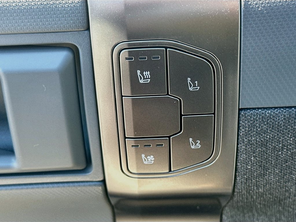 New 2027 Kia EV3 Land FWD image 20