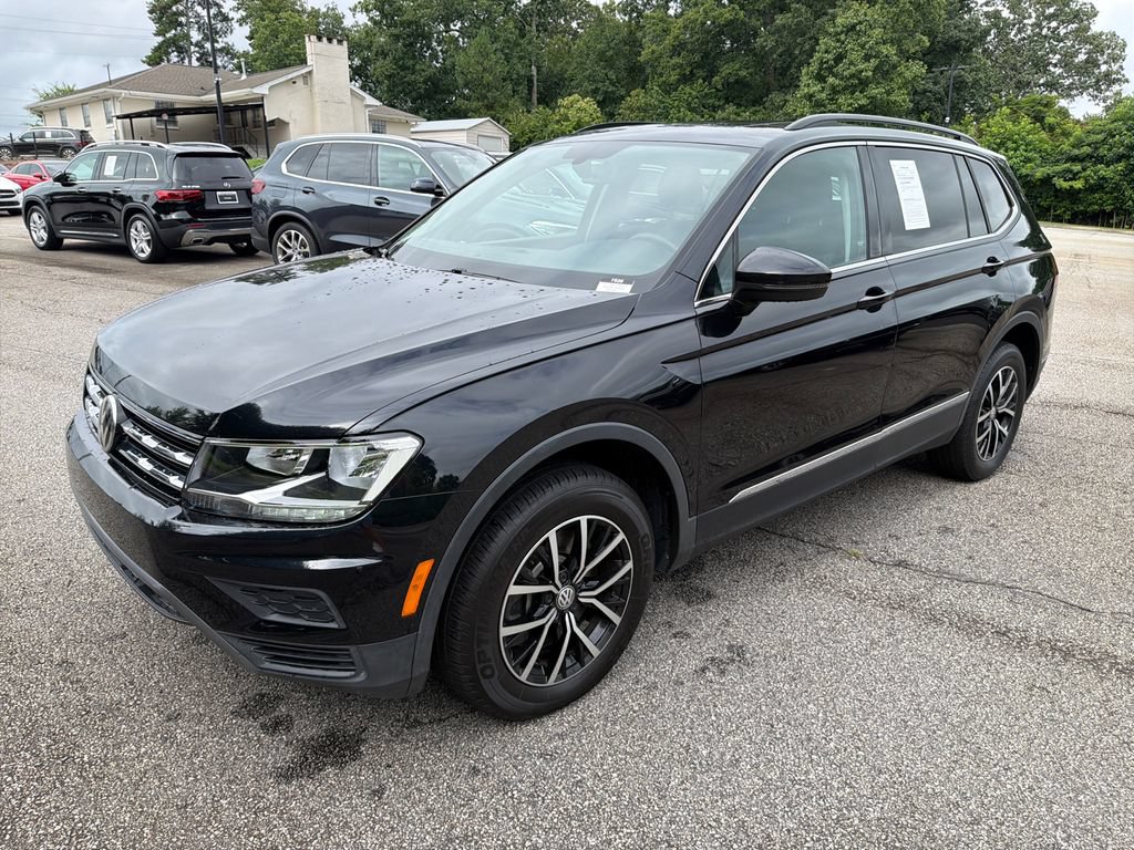 Used 2021 Volkswagen Tiguan SE FWD image 3