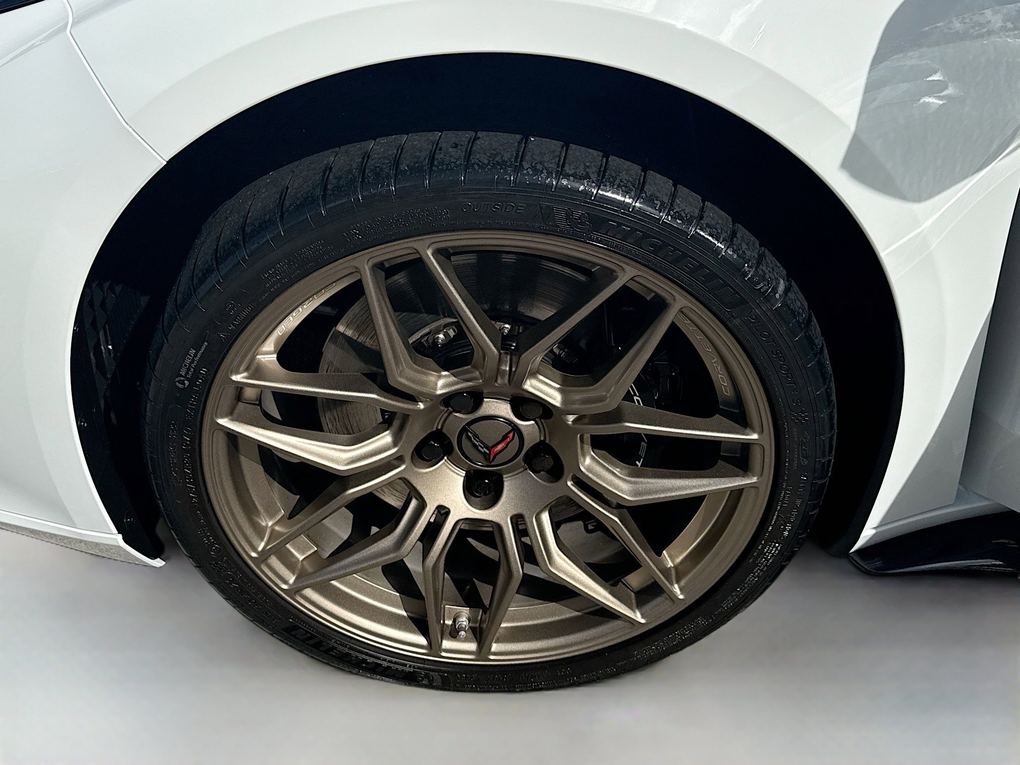 Used 2024 Chevrolet Corvette Z06 RWD image 26