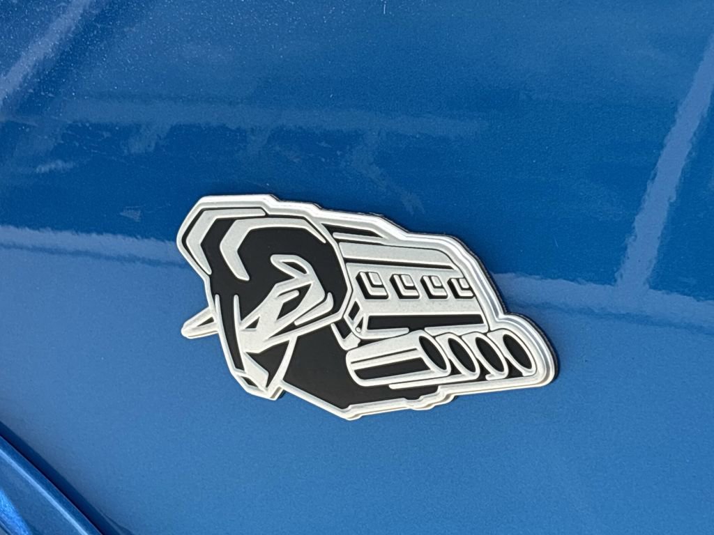 New 2026 RAM 1500 4x4 Crew Cab image 9