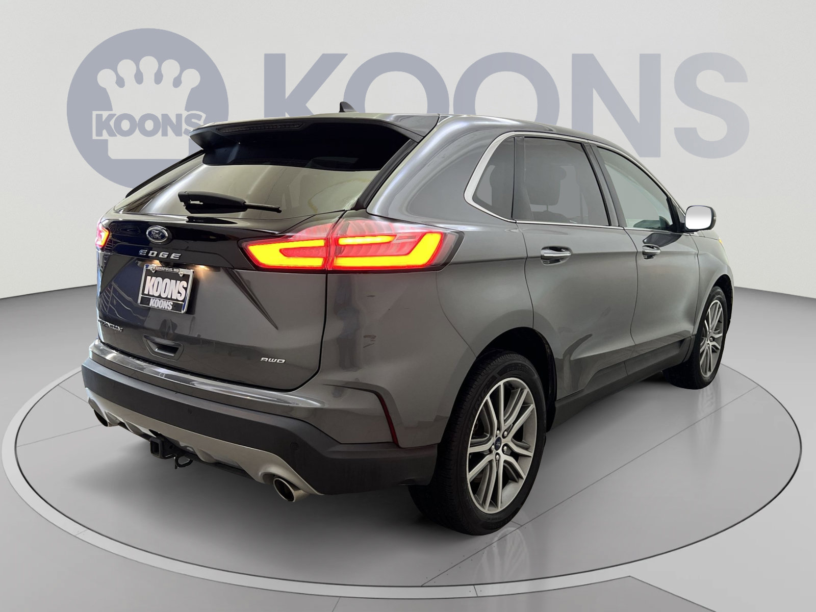 Used 2022 Ford Edge Titanium w/ Class II Trailer Tow Package AWD/4WD image 8