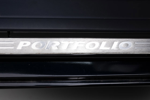 Used 2009 Jaguar XJ Vanden Plas Super V8 Portfolio image 59