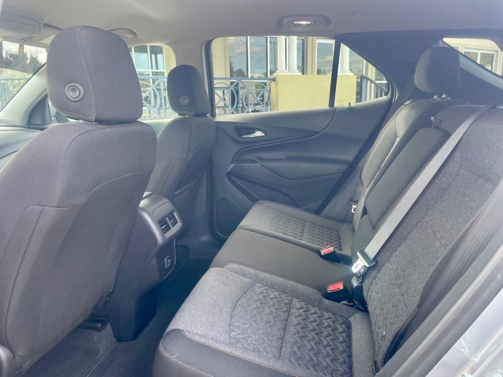 Used 2024 Chevrolet Equinox LT FWD image 9
