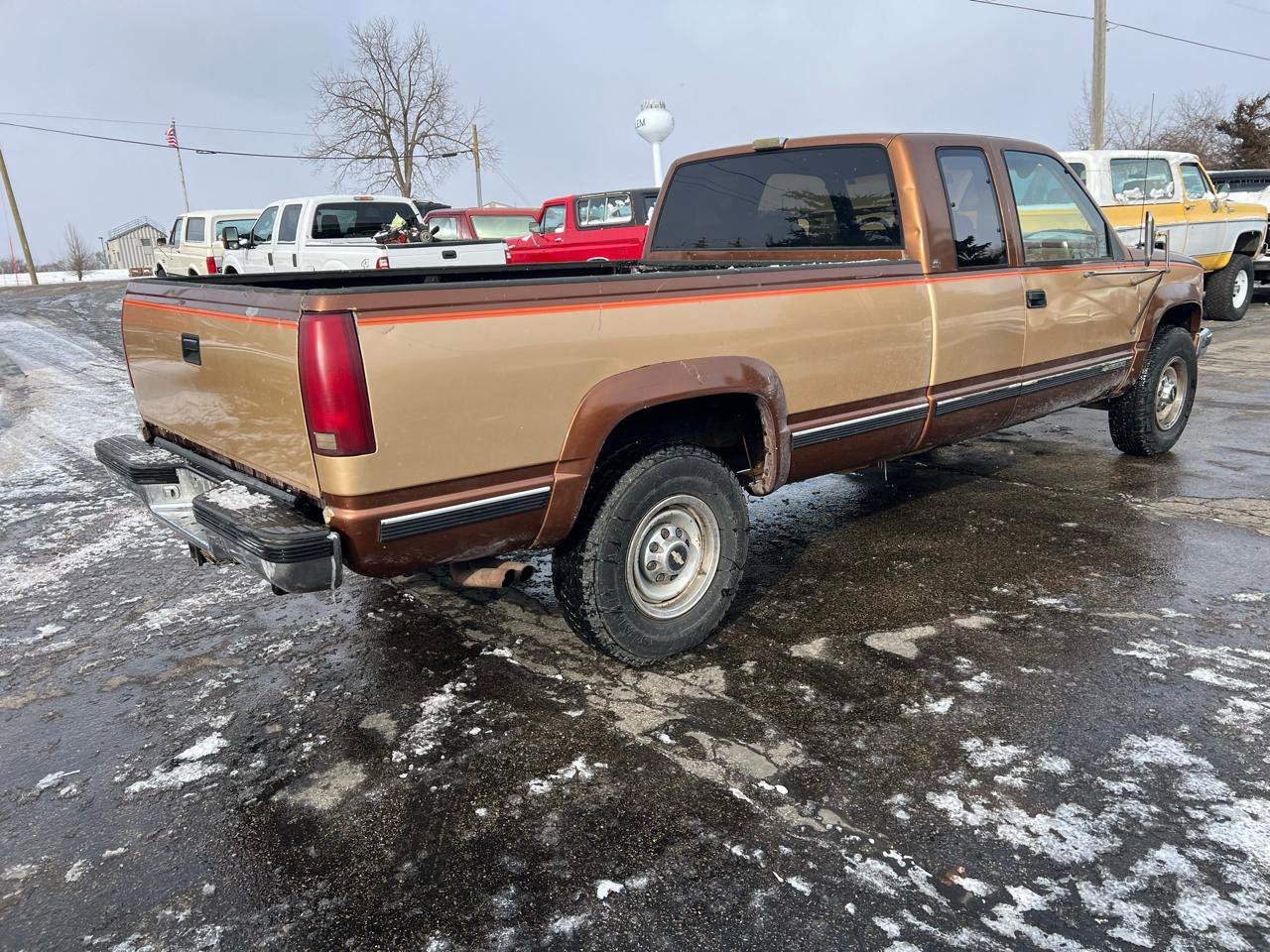 Used 1989 Chevrolet Silverado 3500 4x4 Extended Cab image 4