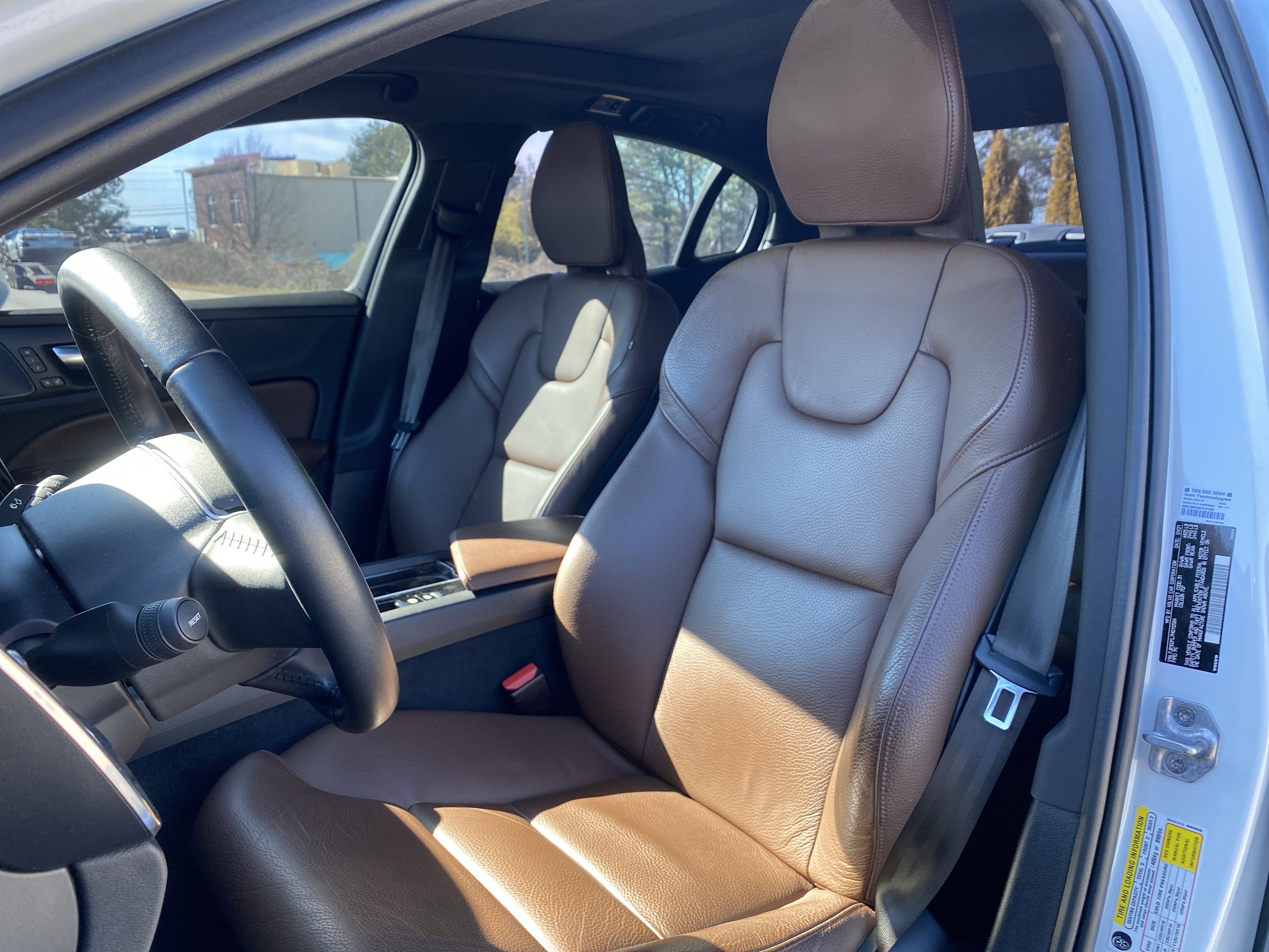 Used 2021 Volvo S60 T5 Inscription w/ Advanced Package image 7