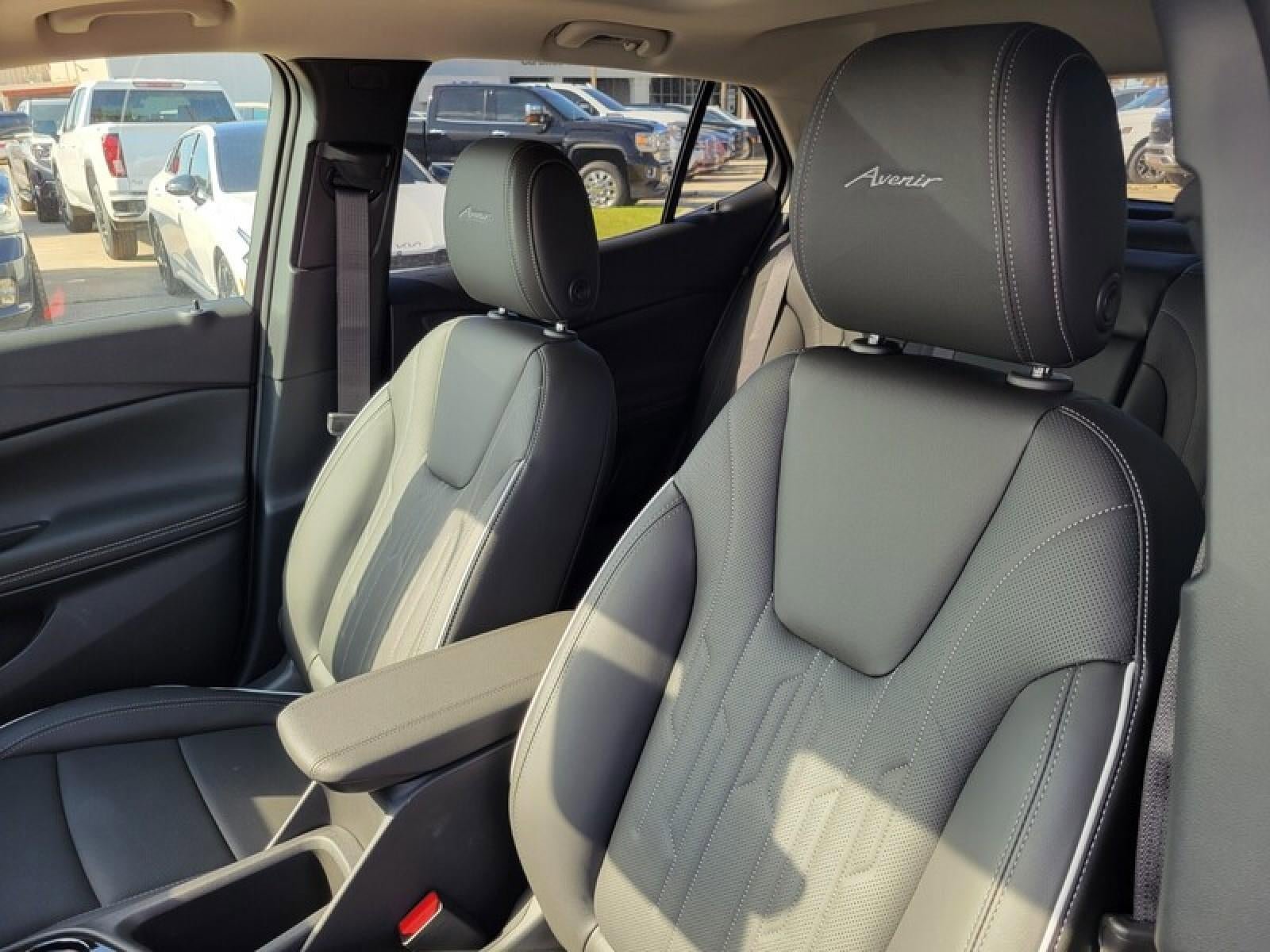 New 2026 Buick Encore GX Avenir w/ Avenir Technology Package FWD image 12