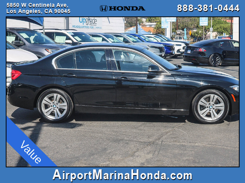 Used 2017 BMW 330i Sedan RWD image 16