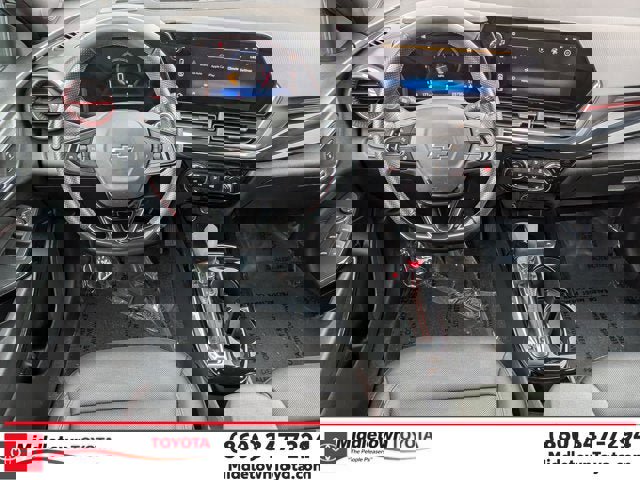 Used 2024 Chevrolet Trax RS w/ Driver Confidence Package image 31