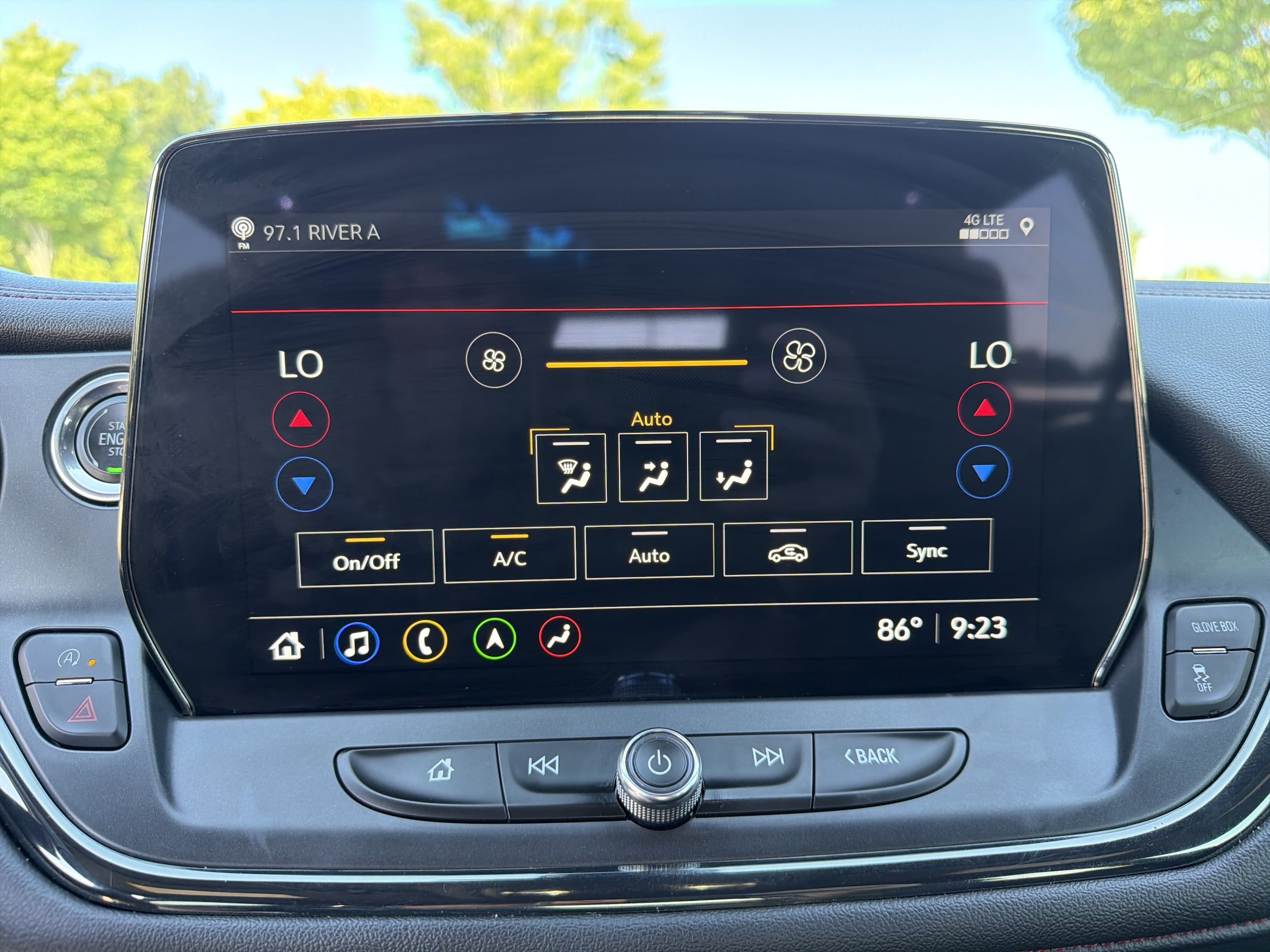 Used 2023 Chevrolet Blazer RS w/ Driver Confidence II Package FWD image 8