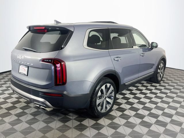Used 2022 Kia Telluride EX w/ EX Premium Package FWD image 8