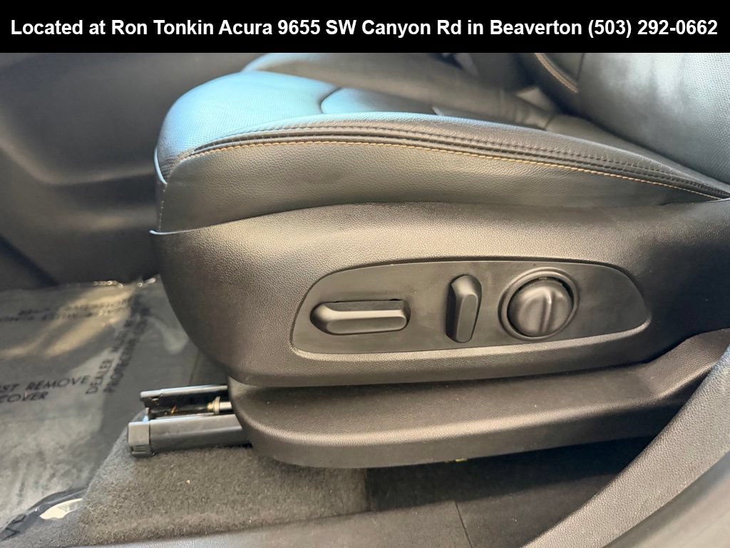 Used 2018 Chevrolet Equinox Premier AWD/4WD image 14