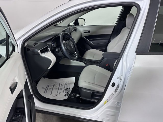 Used 2022 Toyota Corolla Cross LE image 19