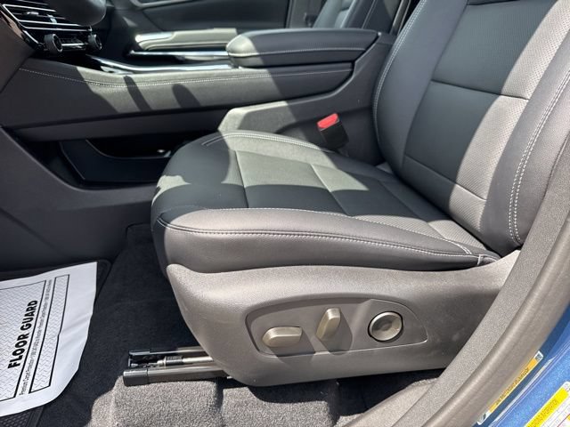 Used 2026 Chevrolet Traverse LT w/ Sun and Wheel Package AWD/4WD image 26