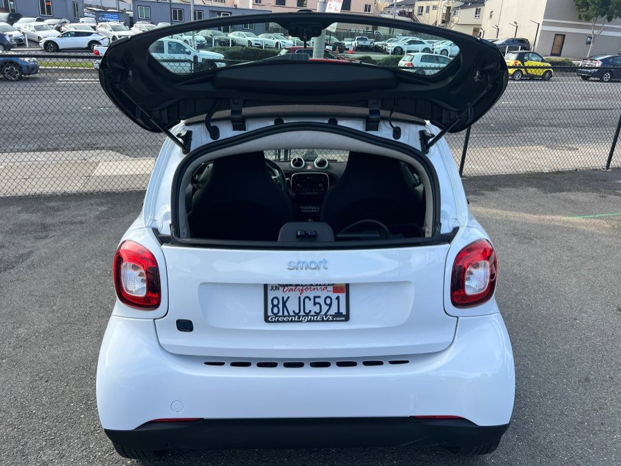 Used 2019 smart fortwo electric drive image 7