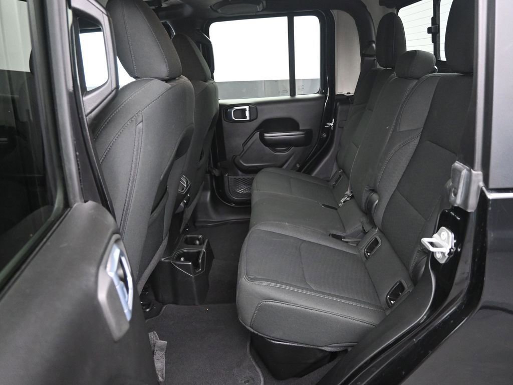 Used 2021 Jeep Gladiator Sport image 37