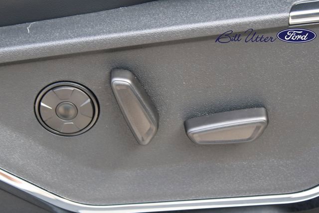 New 2025 Ford F350 Platinum w/ FX4 Off-Road Package image 8