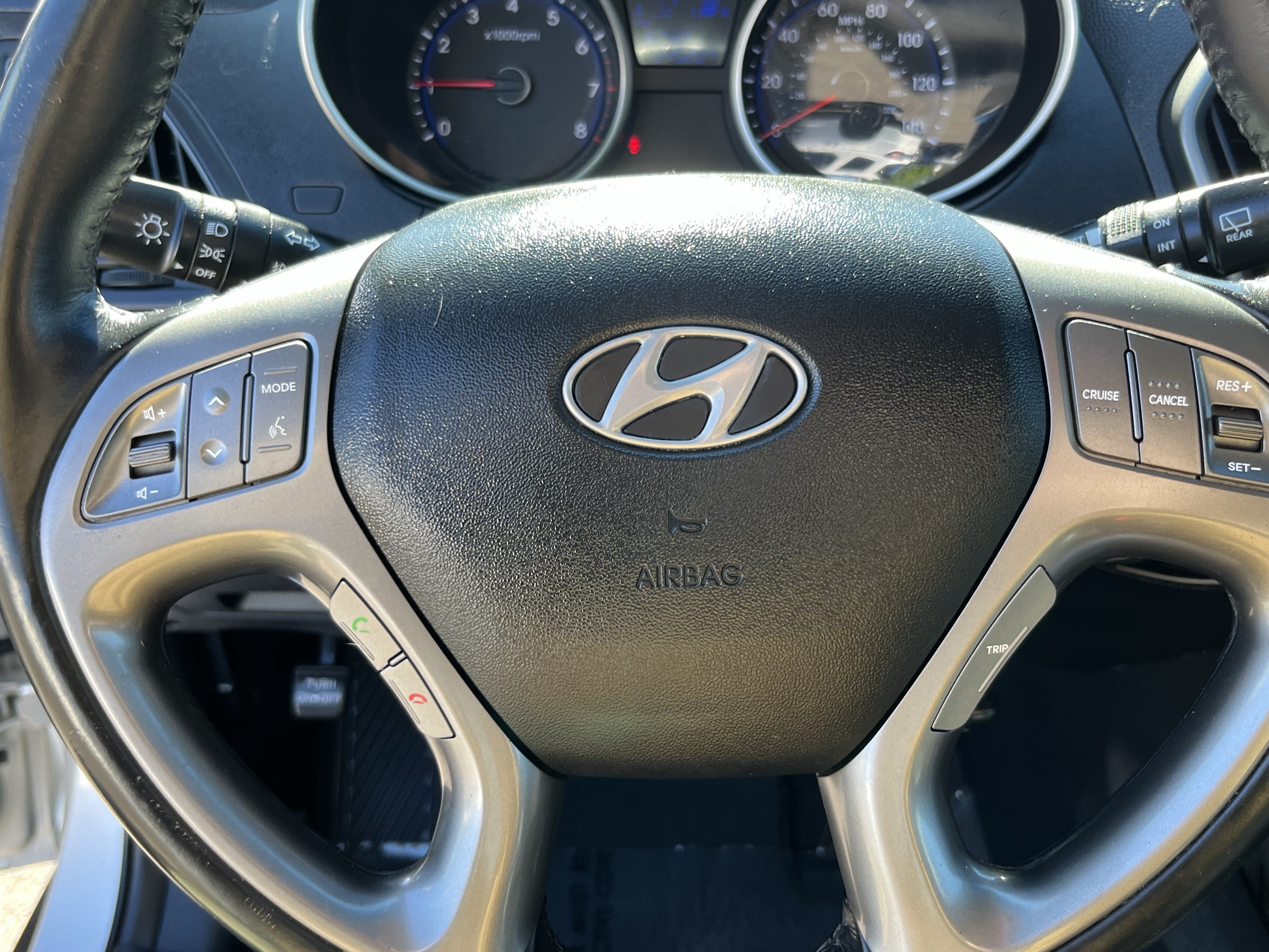 Used 2014 Hyundai Tucson SE AWD/4WD image 19