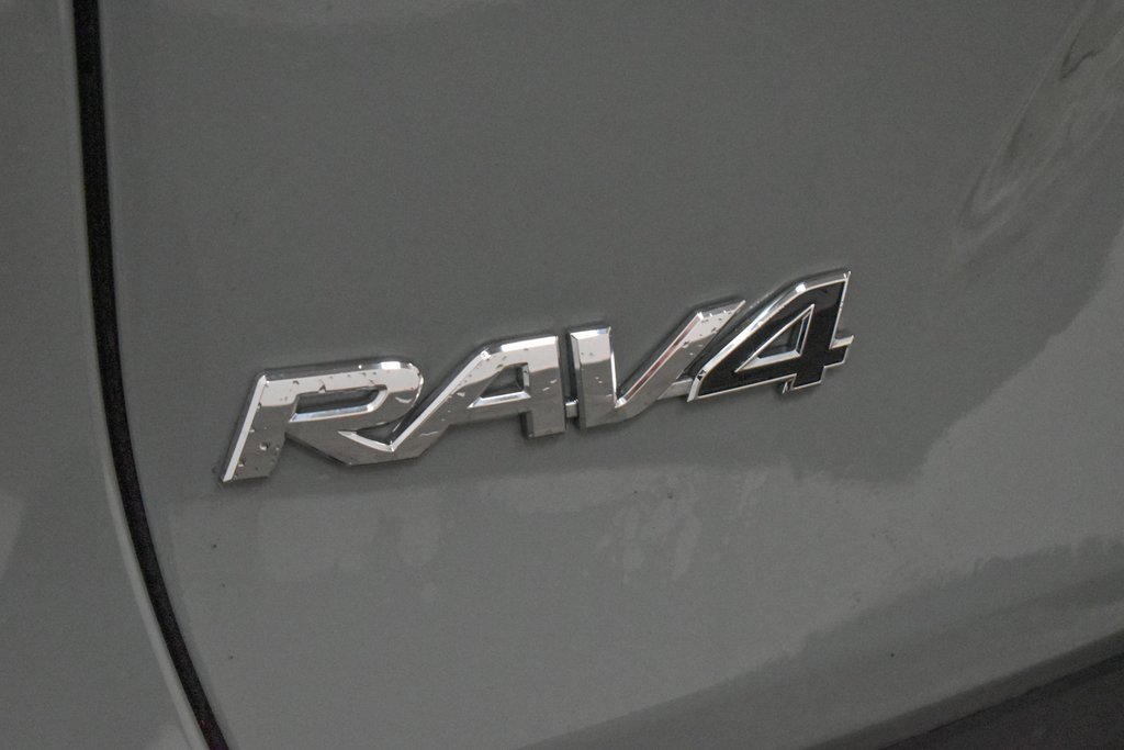 Used 2023 Toyota RAV4 XLE image 10