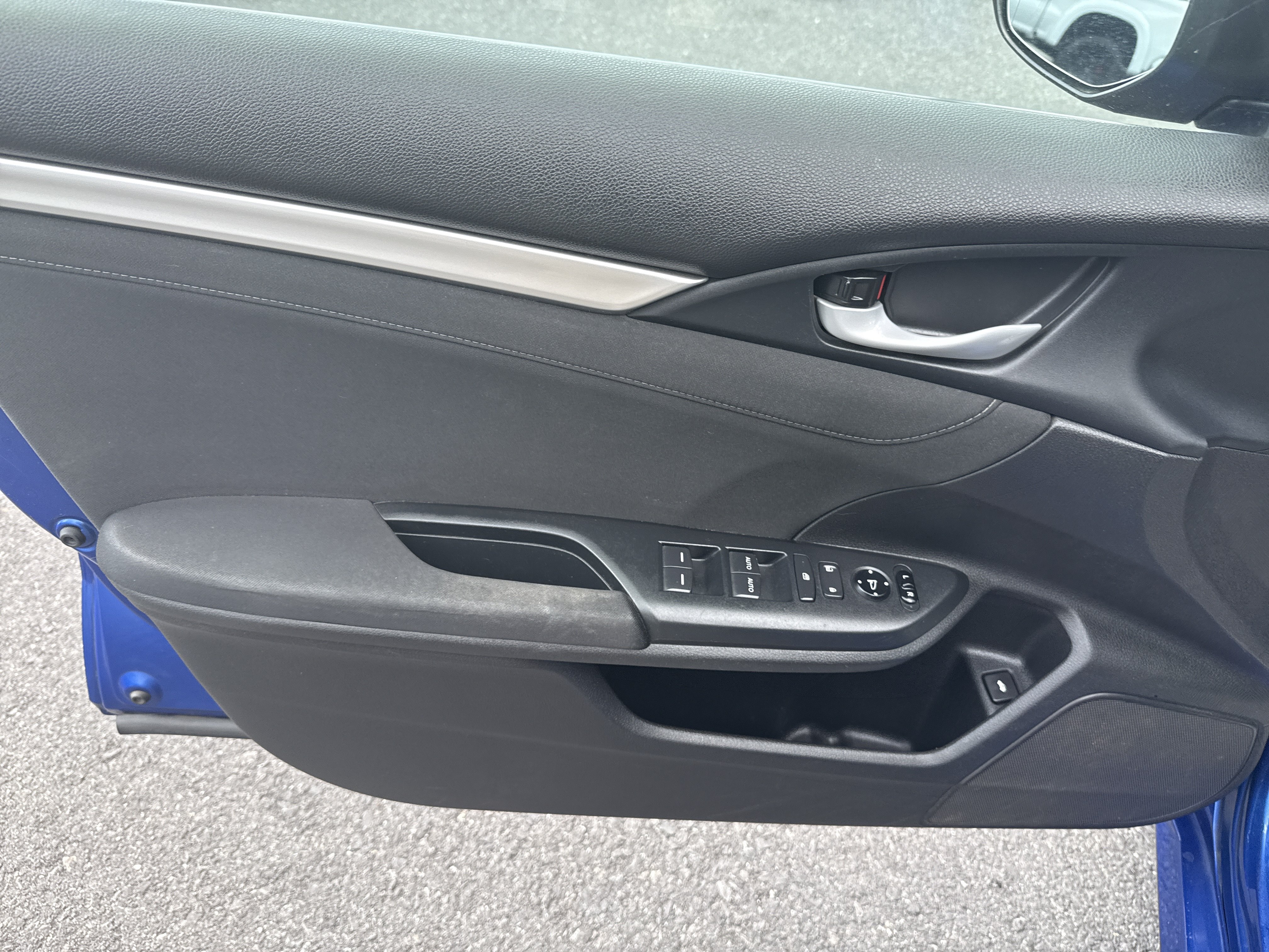 Used 2016 Honda Civic EX-T image 16