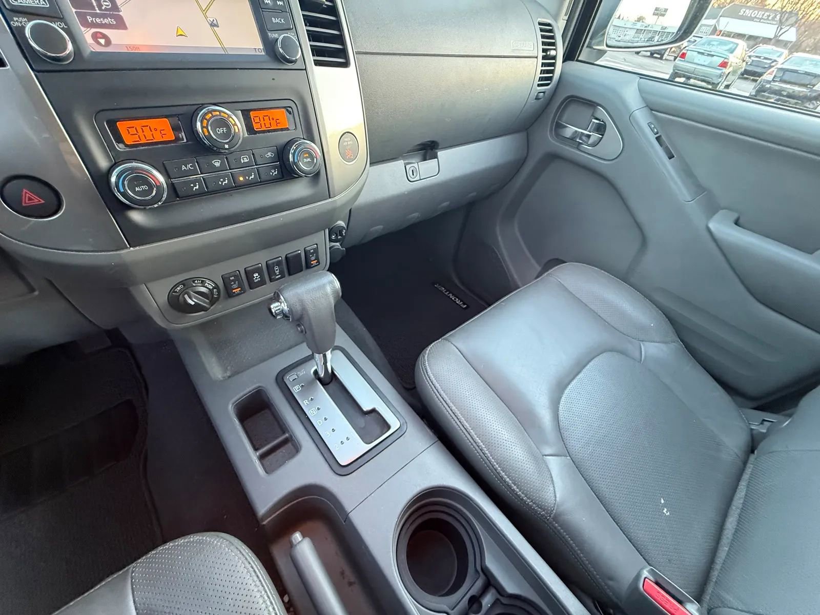 Used 2019 Nissan Frontier SL image 30