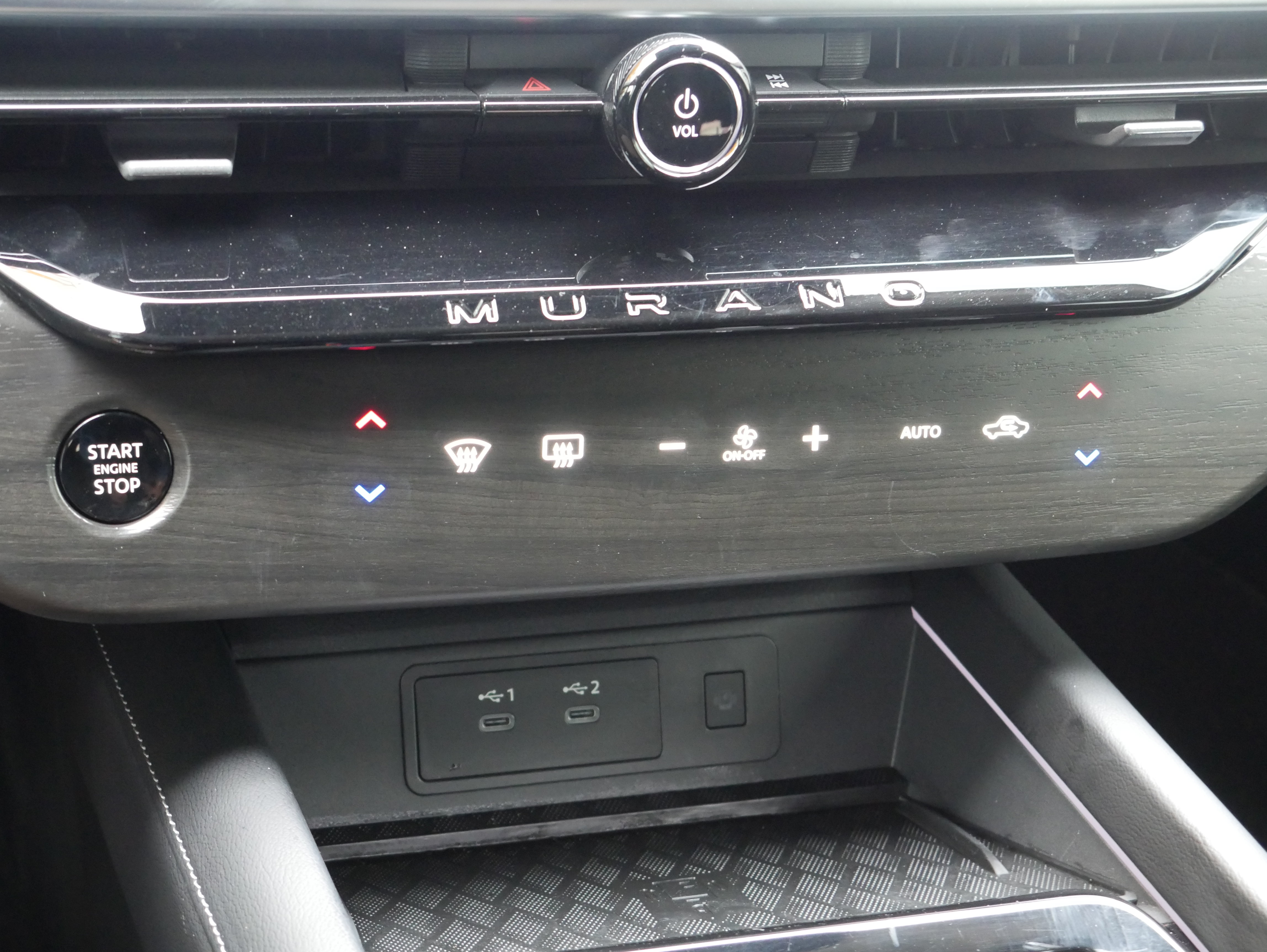 Certified 2025 Nissan Murano Platinum w/ Cargo Package AWD/4WD image 16