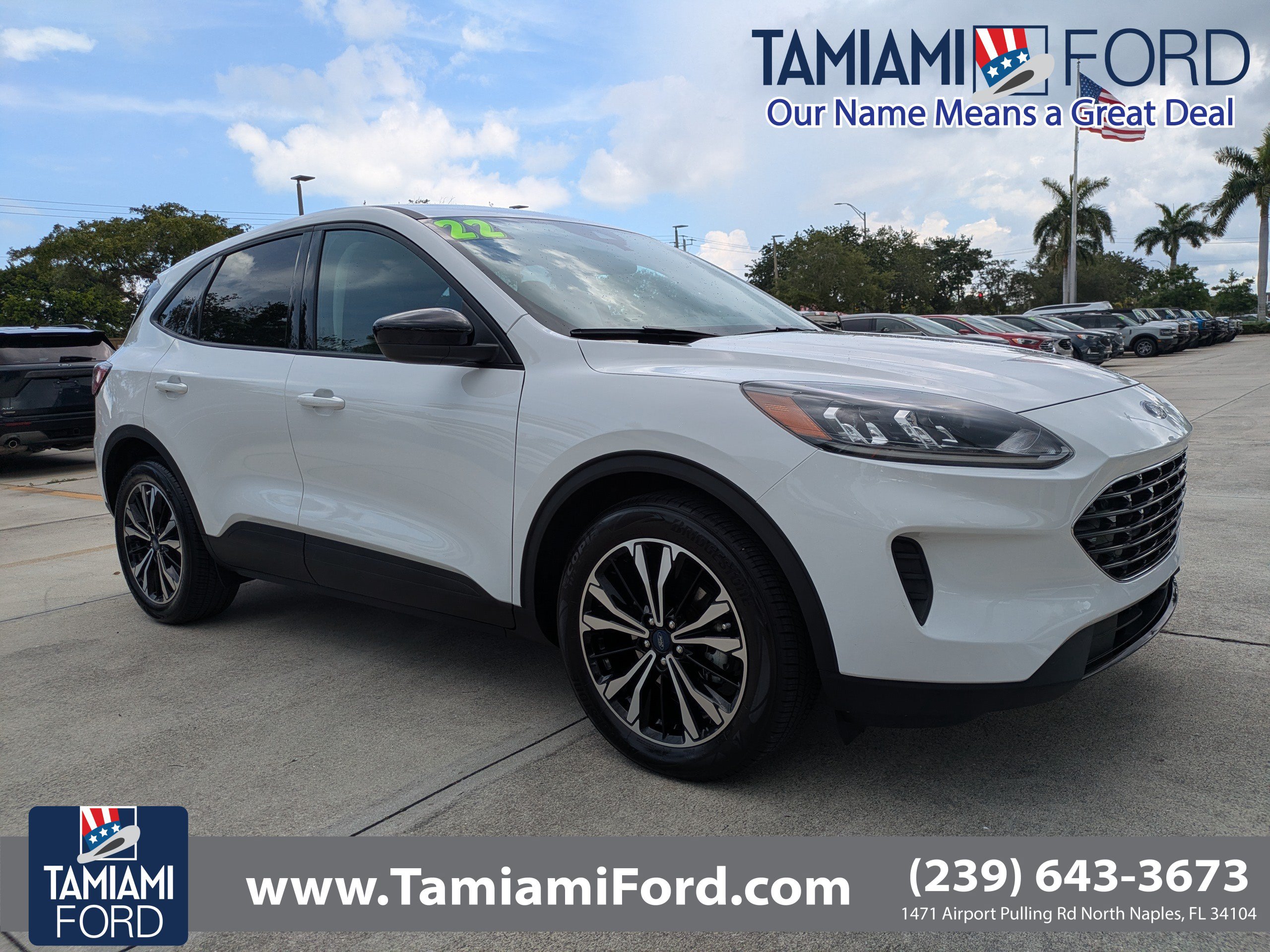 Used 2022 Ford Escape SE w/ SE Sport Appearance Package