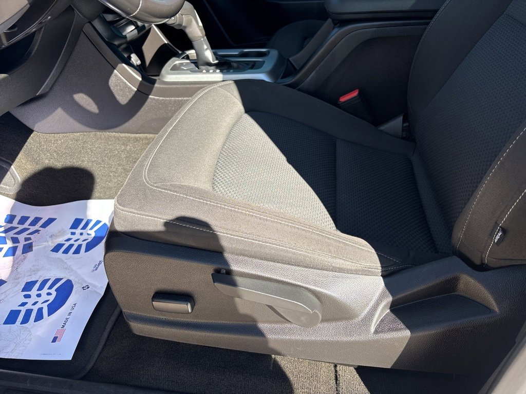 Used 2016 Chevrolet Colorado LT image 15